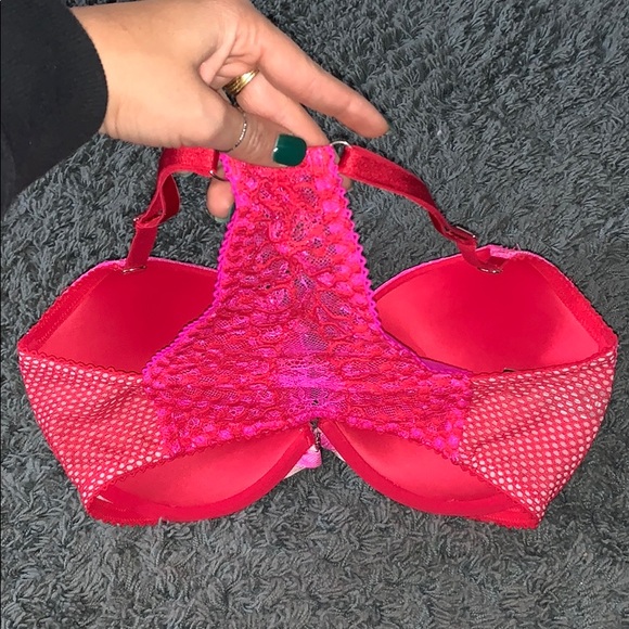 BRAND NEW LIMITED EDITION PUSH UP BRA - Picture 3 of 5